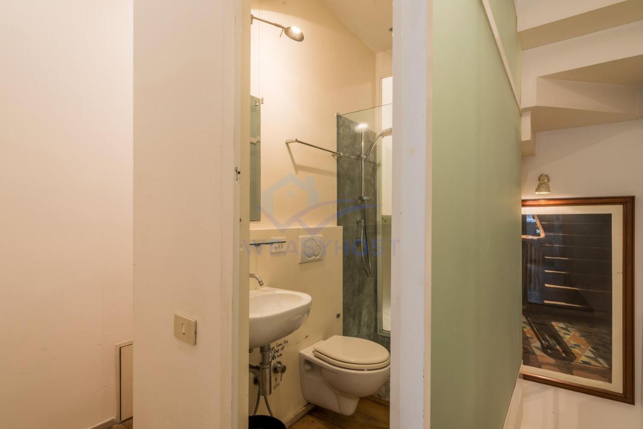 Cozy Entire Apt Close To Piazza Trilussa Рим Екстериор снимка