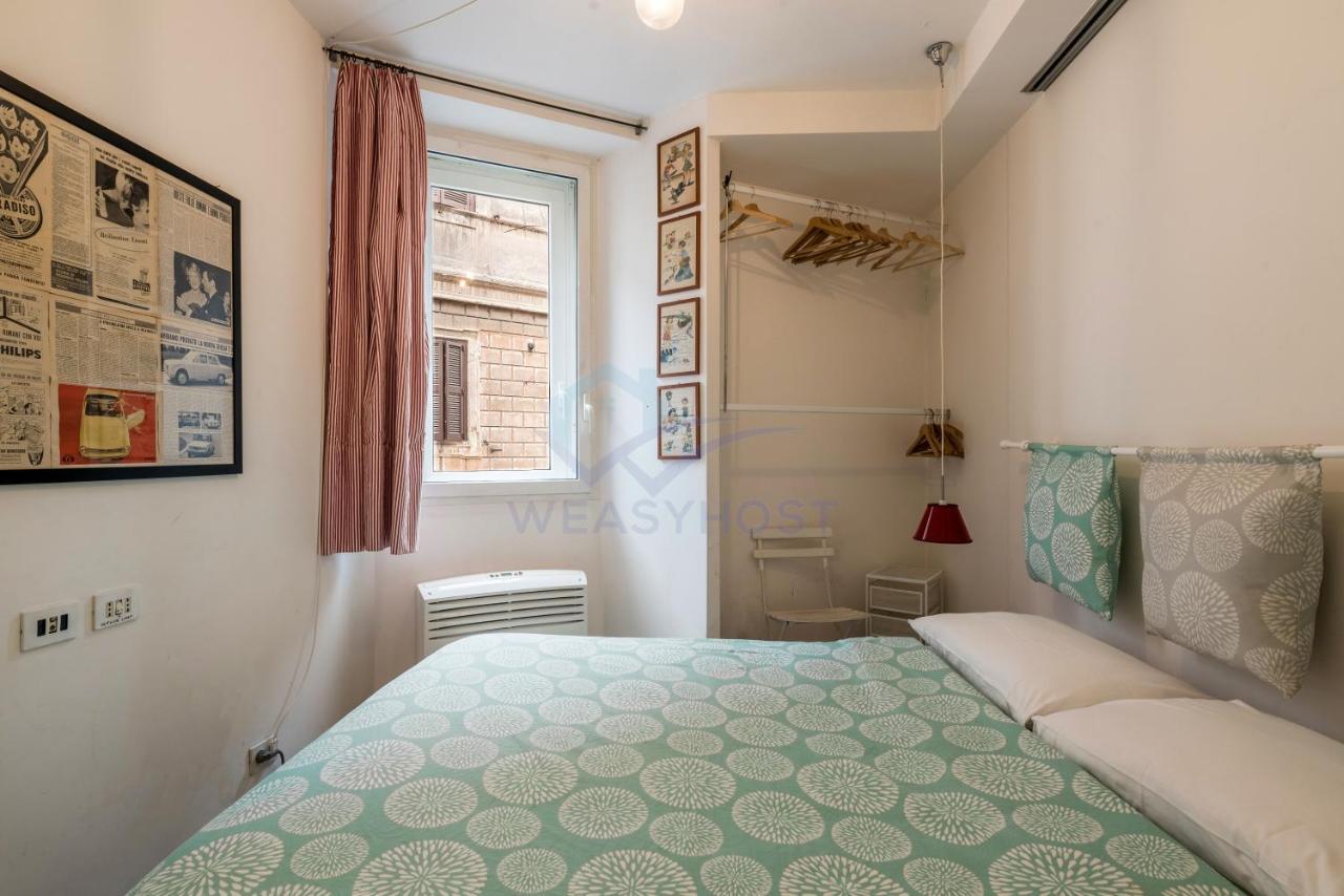 Cozy Entire Apt Close To Piazza Trilussa Рим Екстериор снимка